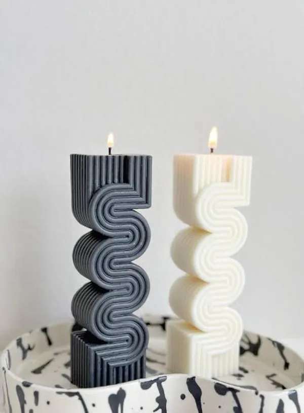 White_And_Black_Soy_Wax_Scented_Candles_For_Home_Decor