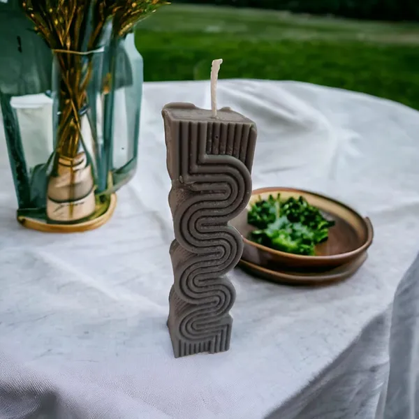 Black_Soy_Wax_Scented_Candles_For_Home_Decor