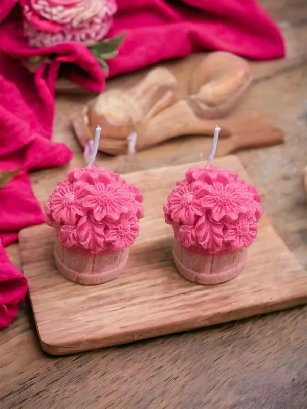 Red_Soy_Wax_Scented_Candles_For_Home_Decor