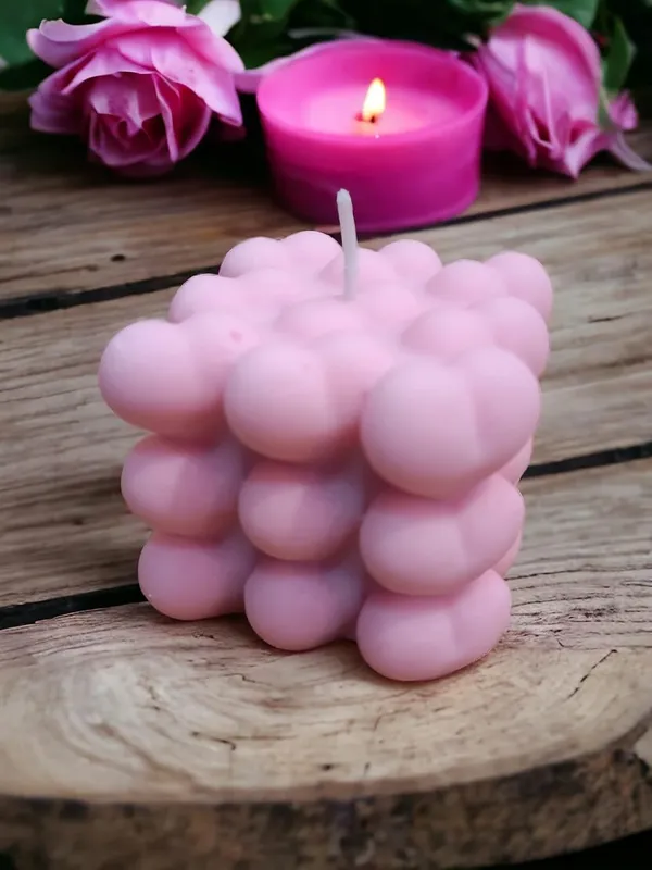 Pink_And_Red_Soy_Wax_Scented_Candles_For_Home_Decor