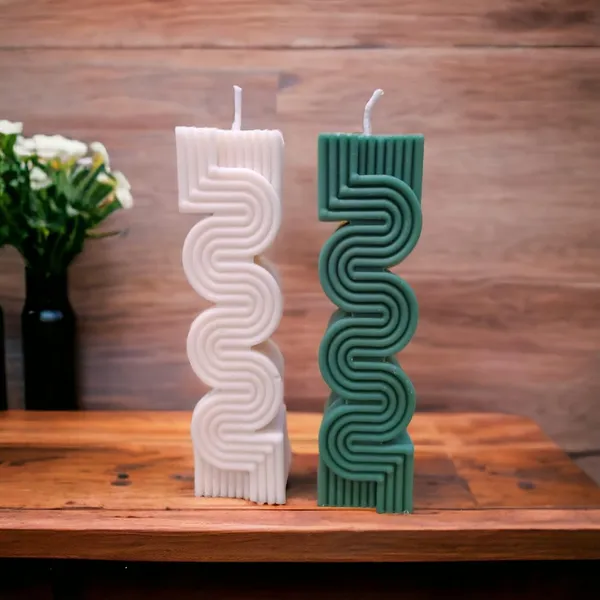 White_And_Green_Soy_Wax_Scented_Candles_For_Home_Decor