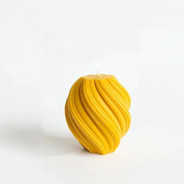 Yellow_Soy_Wax_Scented_Candles_For_Home_Decor