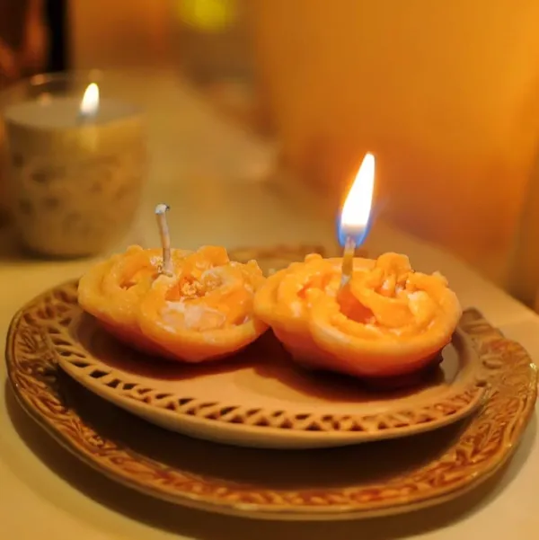 Orange_Soy_Wax_Scented_Candles_For_Home_Decor