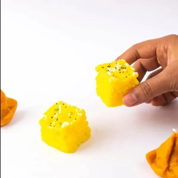 Yellow_Soy_Wax_Scented_Candles_For_Home_Decor