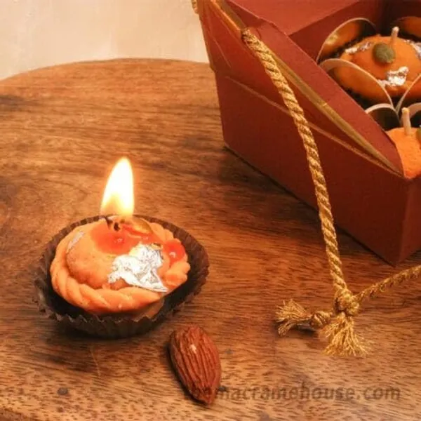 Orange_Soy_Wax_Scented_Candles_For_Home_Decor