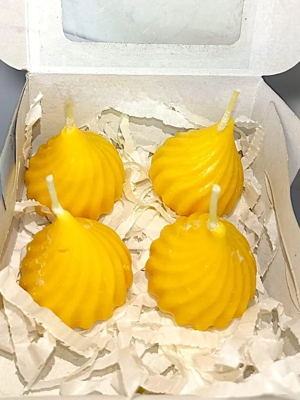 Yellow_Soy_Wax_Scented_Candles_For_Home_Decor