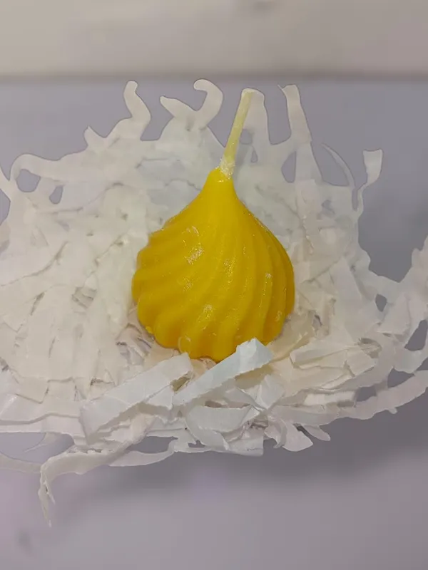 Yellow_Soy_Wax_Scented_Candles_For_Home_Decor