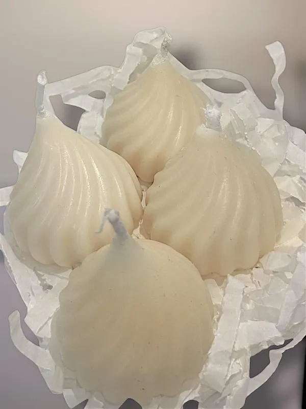 White_Soy_Wax_Scented_Candles_For_Home_Decor
