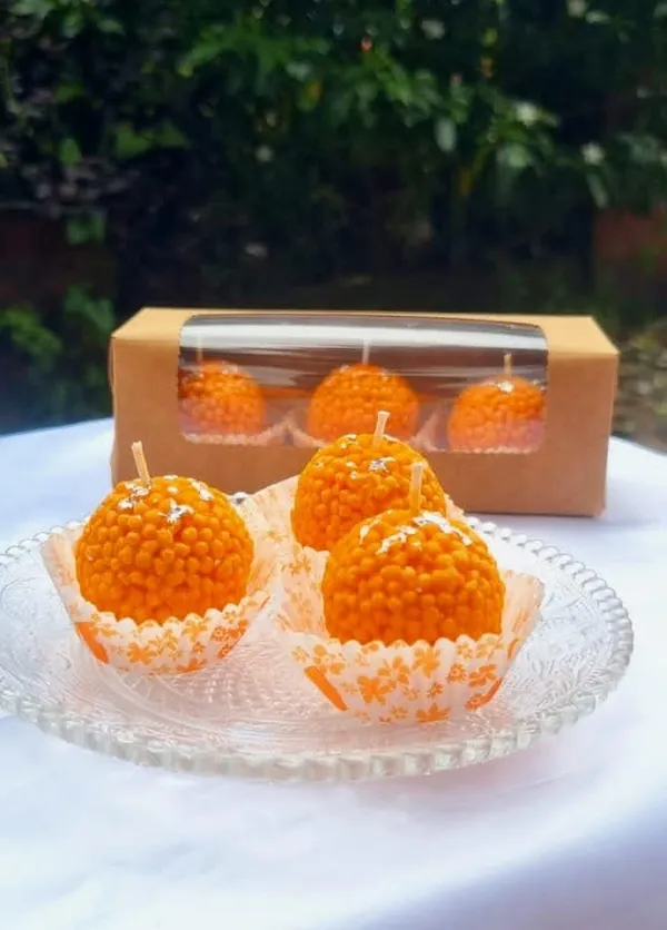 Orange_Soy_Wax_Scented_Candles_For_Home_Decor
