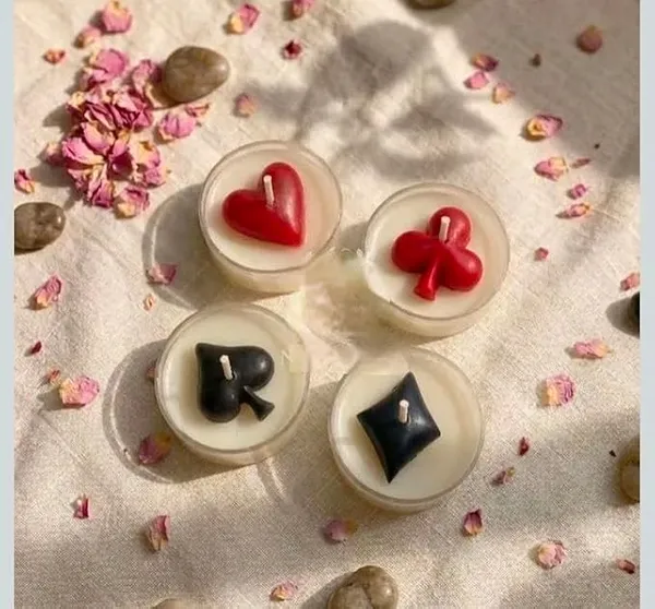 SKP_DECOR_Wax_Card_Suit_Decorative_Tealight_Candles