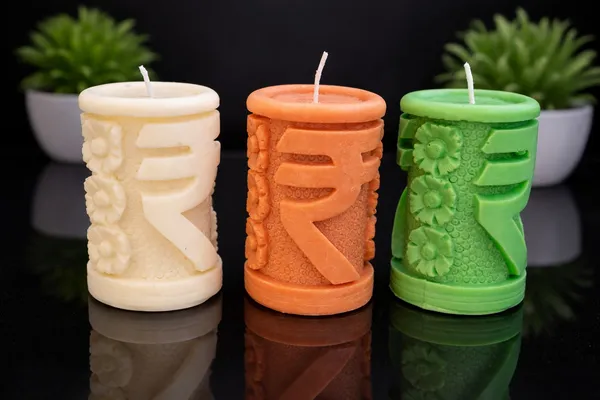 Wax_Floral_Carved_Decorative_Candle_Set_Of_3