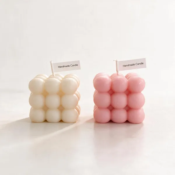 White_And_Pink_Soy_Wax_Scented_Candles_For_Home_Decor