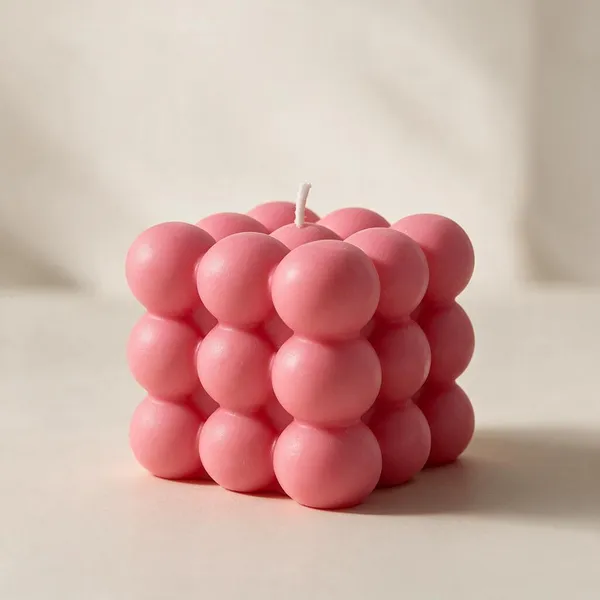 White_And_Red_Soy_Wax_Scented_Candles_For_Home_Decor