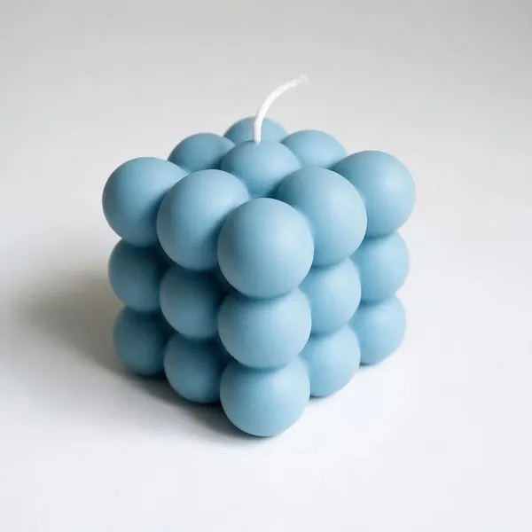 White_And_Blue_Soy_Wax_Scented_Candles_For_Home_Decor