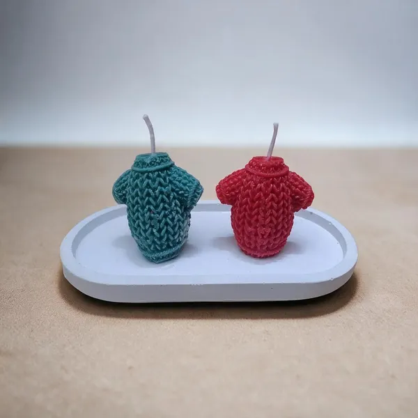 Red_And_Green_Soy_Wax_Scented_Candles_For_Home_Decor