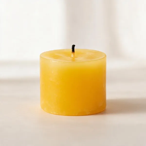 Yellow_Soy_Wax_Scented_Candles_For_Home_Decor