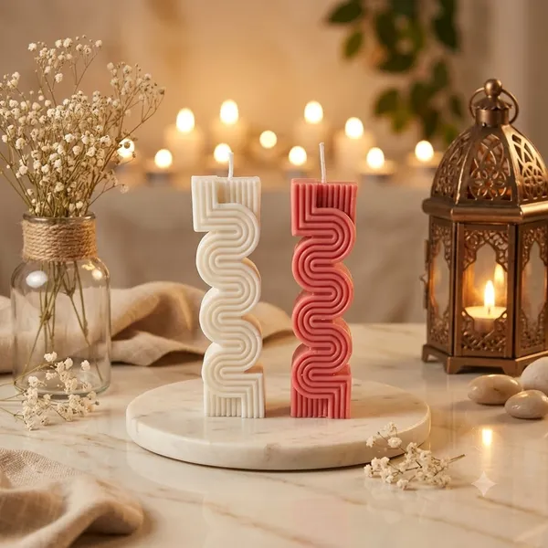 White_And_Red_Soy_Wax_Scented_Candles_For_Home_Decor