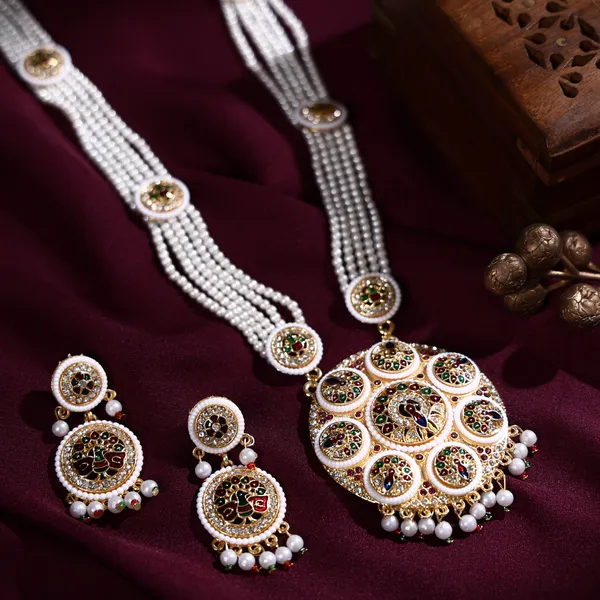 Multicolor_Pearl_Gold_Enamel_Peacock_Medallion_Rani_Haar_Set_For_Women