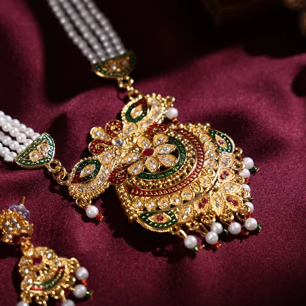 Multicolor_Pearl_Kundan_Meenakari_Crescent_Rani_Haar_Set_For_Women