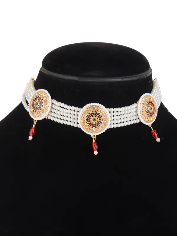 Multicolor_Pearl_Gold_Meenakari_Medallion_Choker_Necklace_Set_For_Women