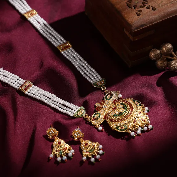Multicolor_Pearl_Kundan_Meenakari_Crescent_Rani_Haar_Set_For_Women