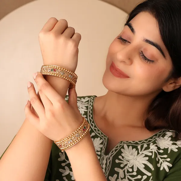 Golden_Brass_Beaded_Meenakari_Screw_Lock_Kada_Bangle_Set_For_Women