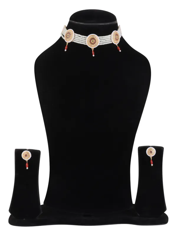 Multicolor_Pearl_Gold_Meenakari_Medallion_Choker_Necklace_Set_For_Women
