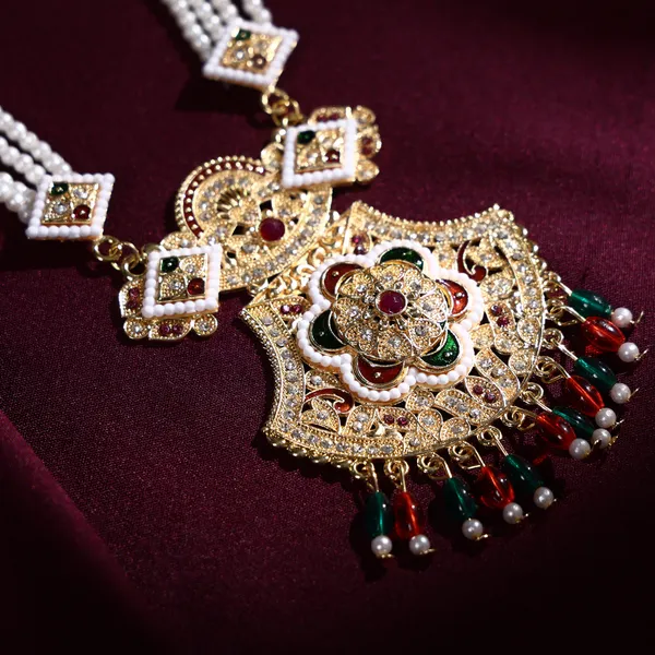 Multicolor_Pearl_Gold_Kundan_Geometric_Fan_Pendant_Rani_Haar_Set_For_Women