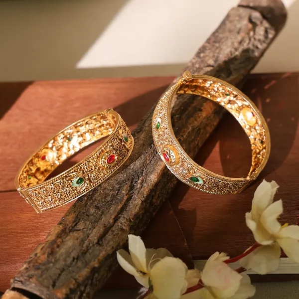 Golden_Brass_Filigree_Screw_Lock_Kada_Bangle_Set_For_Women