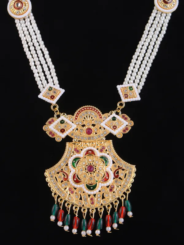 Multicolor_Pearl_Gold_Kundan_Geometric_Fan_Pendant_Rani_Haar_Set_For_Women