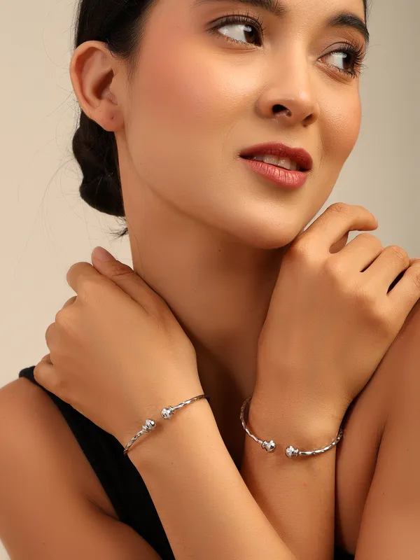 Silver_Brass_Diamond-Cut_Open_Cuff_Bangle_Bracelet_Set_For_Girls