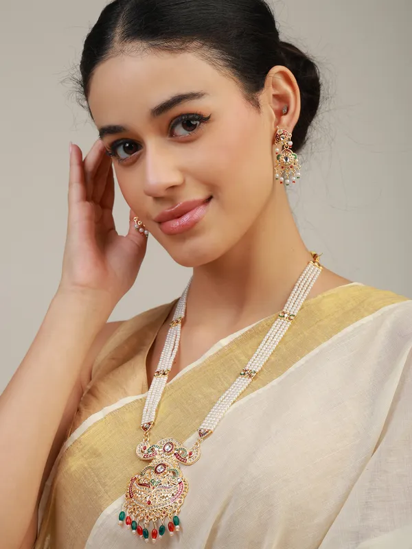 Multicolor_Pearl_Gold_Meenakari_Filigree_Pendant_Rani_Haar_Set_For_Women