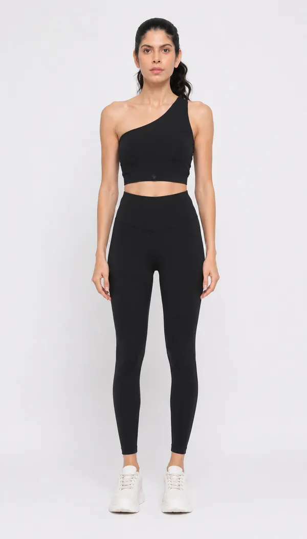 Wear_Jukebox_Free_Spirit_Black_Nylon-Spandex_Gym_Wear_Set