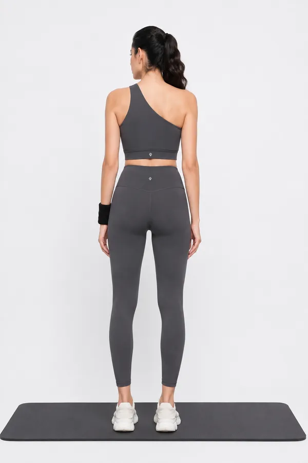 Wear_Jukebox_Free_Spirit_Charcoal_Nylon-Spandex_Gym_Wear_Set