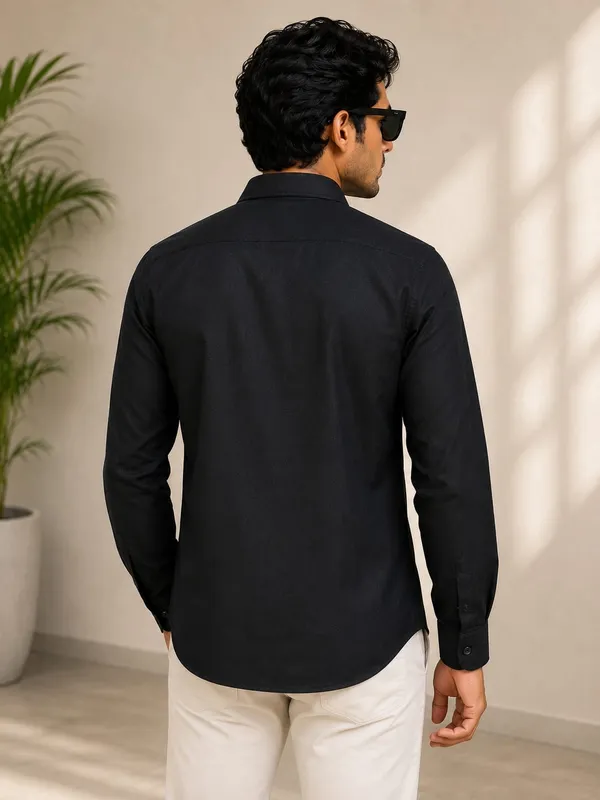 Black_Cotton_Regular_Fit_Casual_Shirt_For_Men