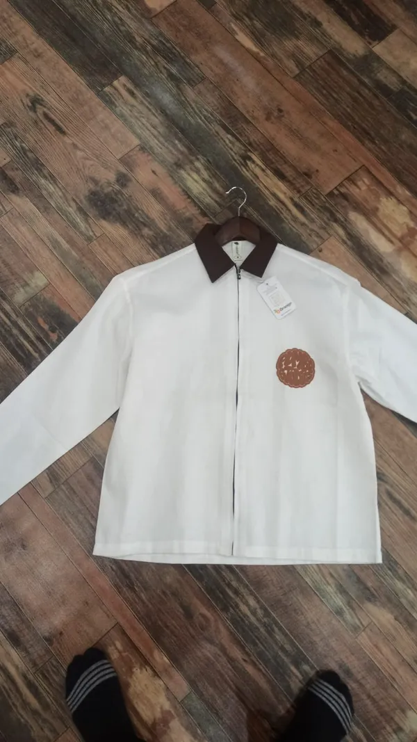 White_Cotton_Relaxed_Fit_Zipper_Shirt_For_Men