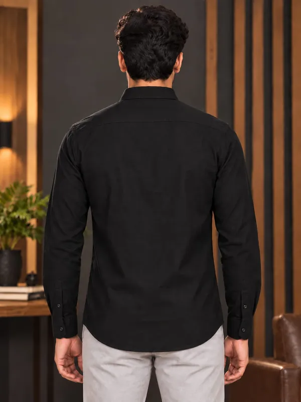 Black_Cotton_Regular_Fit_Casual_Shirt_For_Men