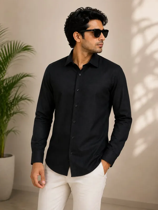 Black_Cotton_Regular_Fit_Casual_Shirt_For_Men