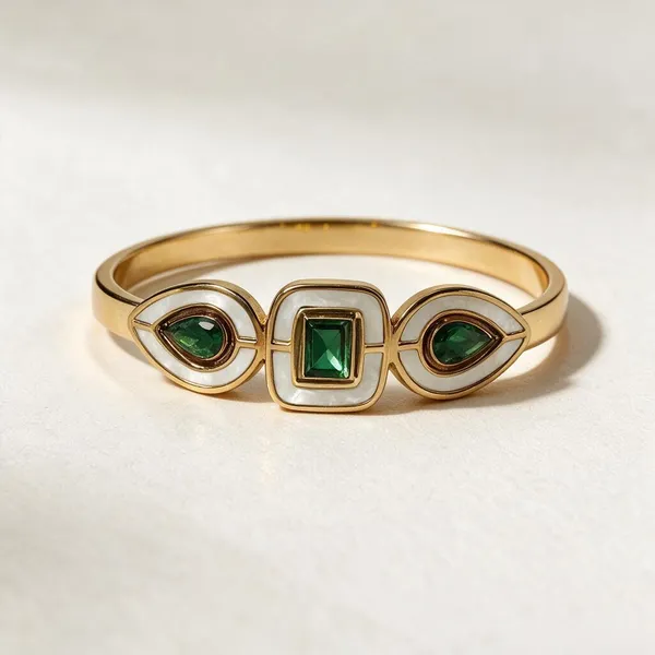 Gold_Alloy_Emerald_Green_Stone_Link_Bracelet_For_Women