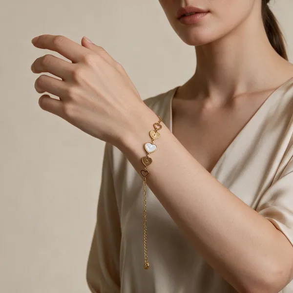 Gold_Alloy_Heart_Charm_Bracelet_For_Women