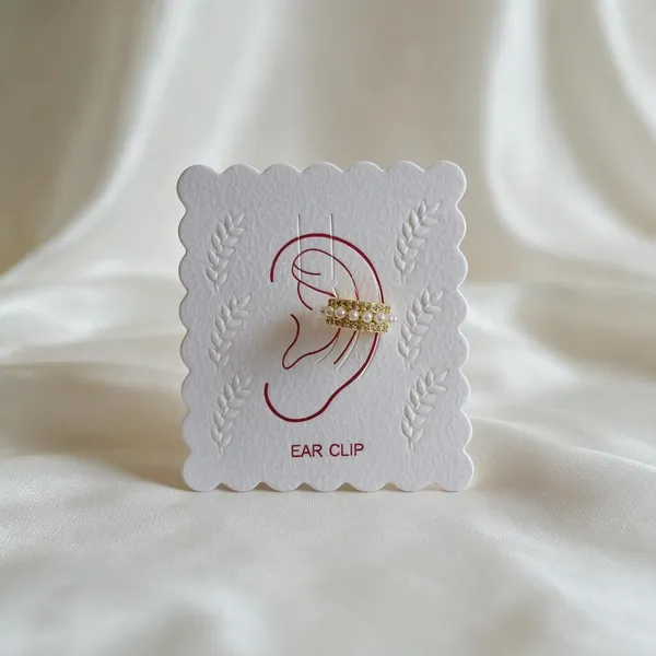 Gold_Alloy_Single_Side_Ear_Cuff_For_Women