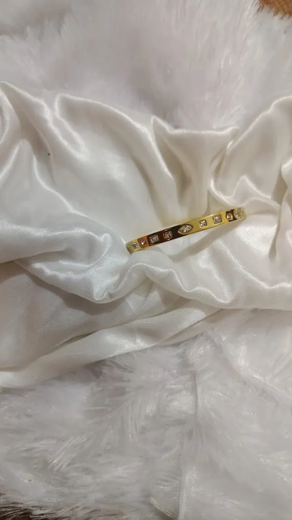 Trisha_Jewels_|_Kada_Bangle_Gold_Plated_Anti_Tarnish_for_Women