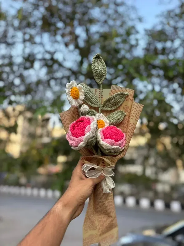 Shaded_Rose_Bouquet
