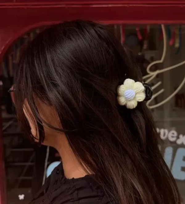 Mini_Puffy_Flower_Butter_Yellow