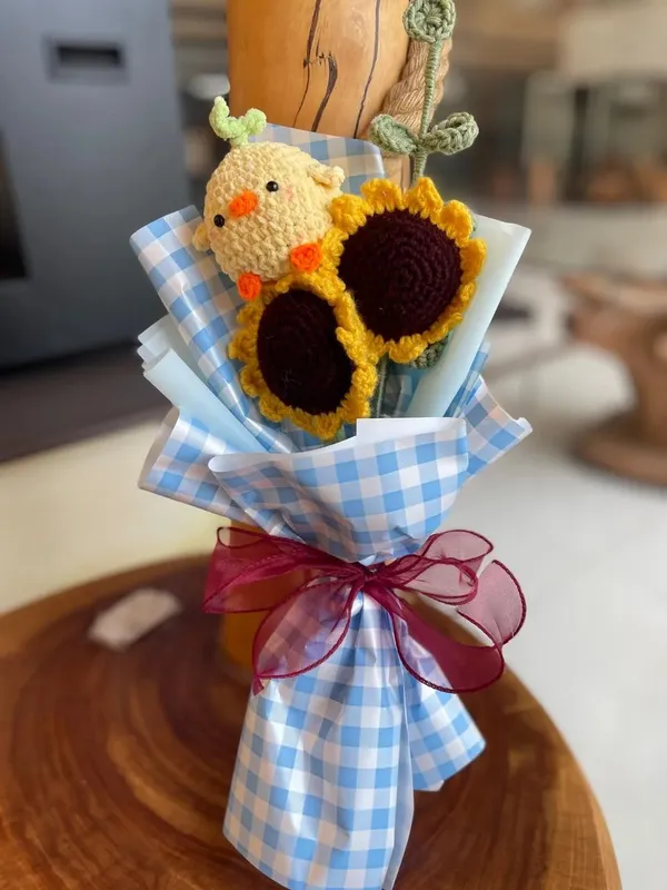 Small_Sunflower_Valley_W_Duck