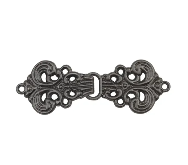 Black_Metal_Decorative_Garment_Buckle_for_Women
