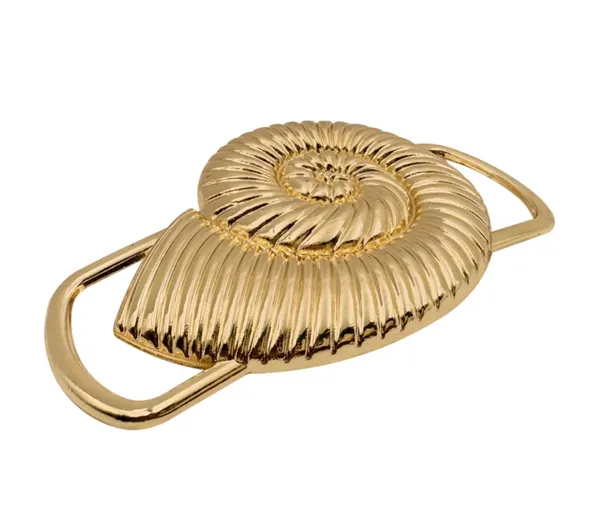 Gold_Metal_Finish_Decorative_Garment_Buckle_for_Men_And_Women