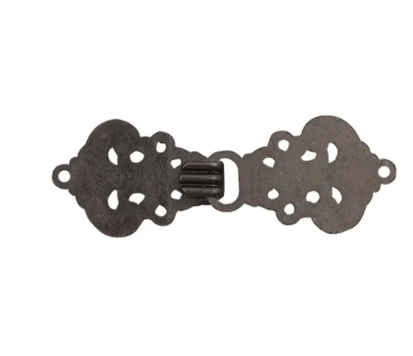 Black_Metal_Decorative_Garment_Buckle_for_Women