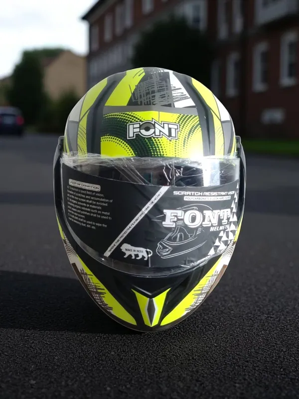 Black__And__Yellow_Plastic_Helmet_For_Bike_Riders