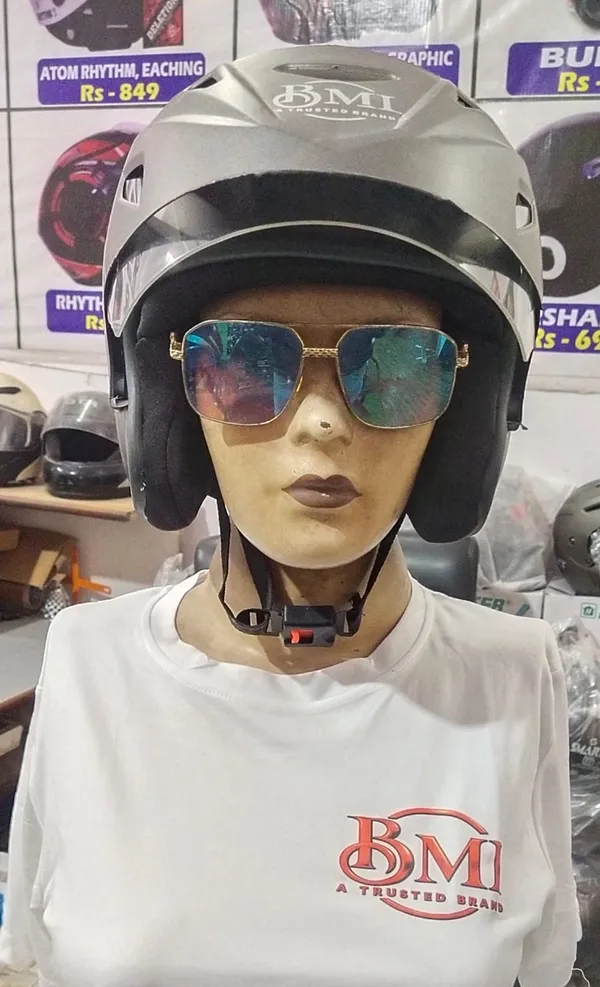 Grey_Open_Face_Helmet_For_Riders